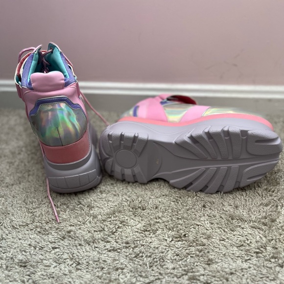 Sugar Thrillz Fairywalker Platform Sneakers - Women - Picture 3 of 6